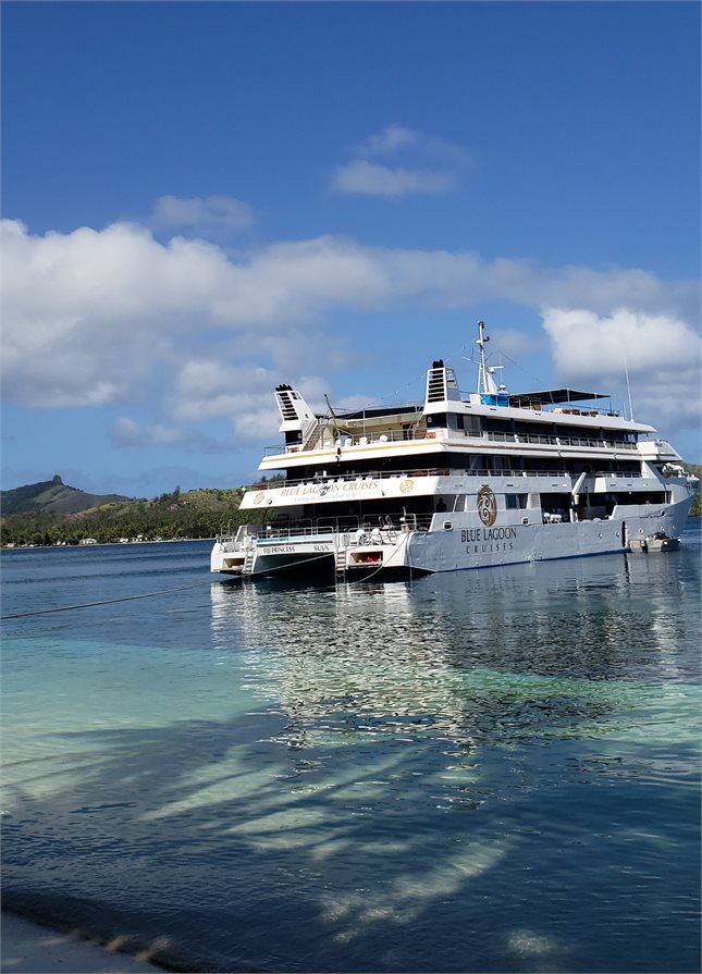 Blue Lagoon Cruise Fiji Ship docked