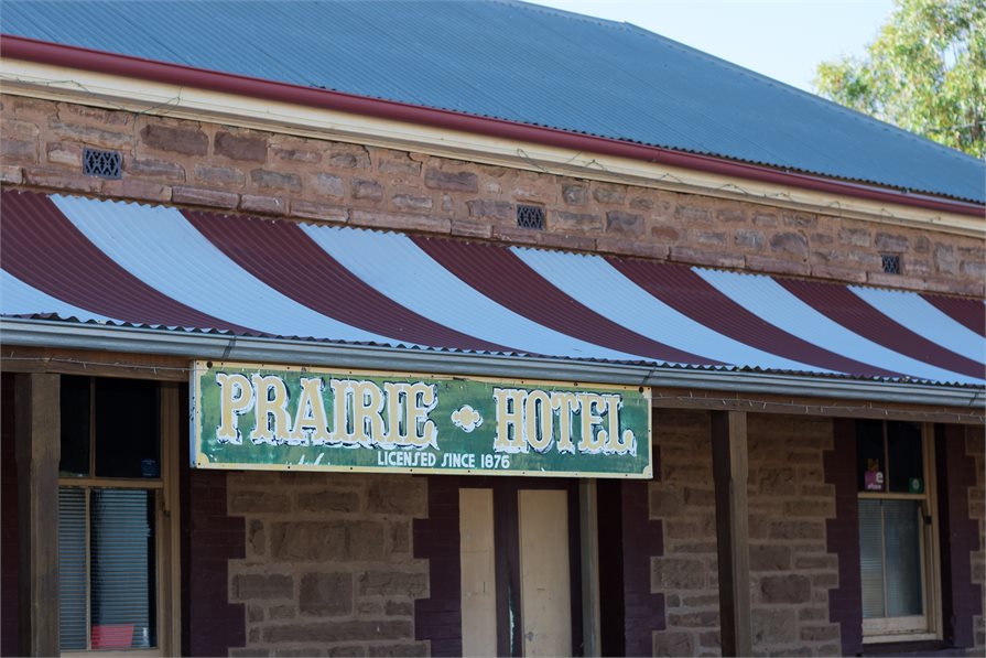 Prairie Hotel outback Australia tour