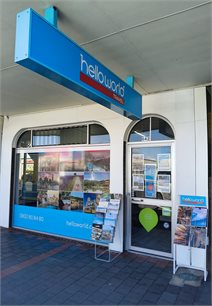 helloworld Travel Thames