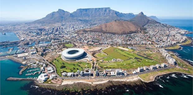 Fly to Cape Town with Emirates