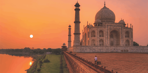 Golden Triangle, Kolkata & Lower Ganges Cruise