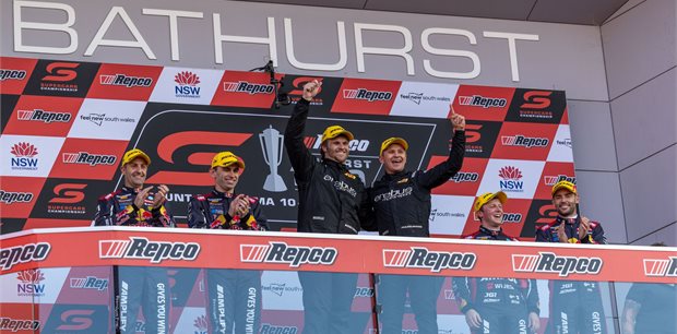 SUPERCARS Bathurst 1000 SUPERCARS Bathurst 1000