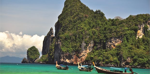 Phuket - New Year Sale with Singapore Airlines