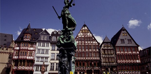 Frankfurt with Qatar Airways Frankfurt with Qatar Airways