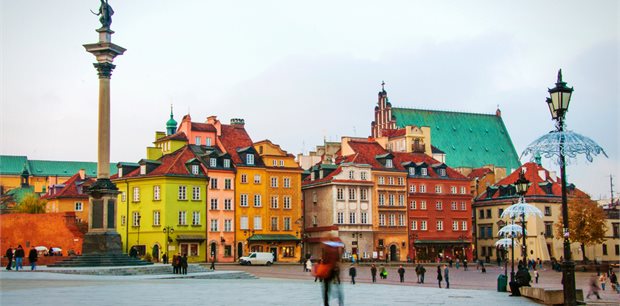 Fly to Warsaw with Emirates