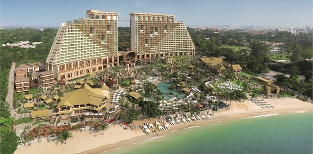 Centara Grand Mirage Beach Resort