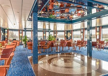 Panorama Saloon